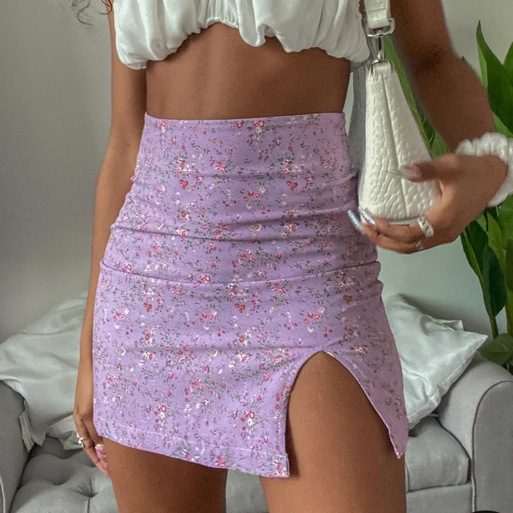 Purple floral mini skirt